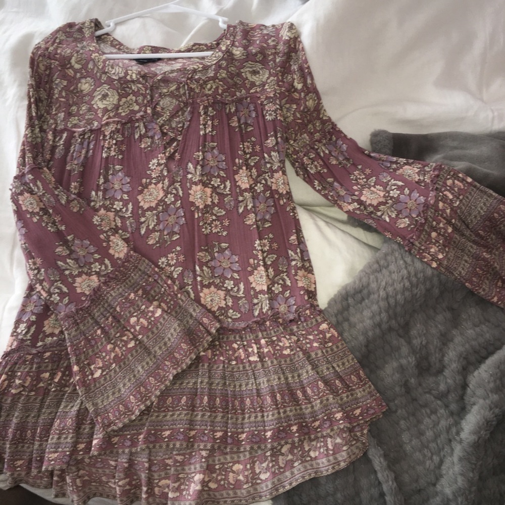 American Eagle top